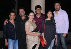 Sanjay Dutt celebrates ‘Bhoomi’ completion with team