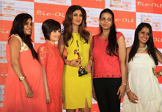 Shilpa Shetty launches The Yummy Mummy Calender