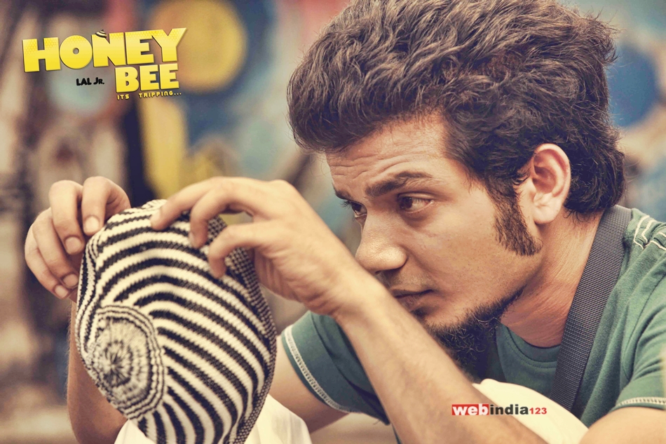 honey bee malayalam movie sreenath bhasi