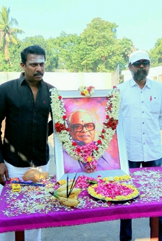 Thondan Movie Team Paid Tribute To K Balachander Photos