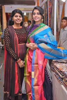 Veena Inaugurates Silk India Expo At Vijayawada Photos