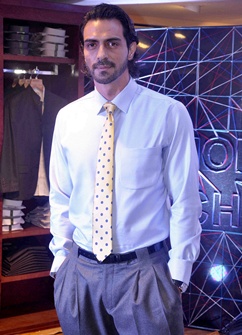  Arrow launch new range of shirt - Stills