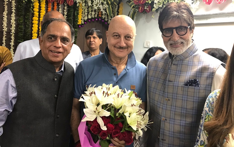 Anupam Kher, Amitabh Bachchan Anupam Kher, Amitabh Bachchan
