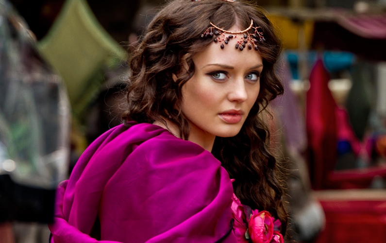 Laura Haddock Laura Haddock