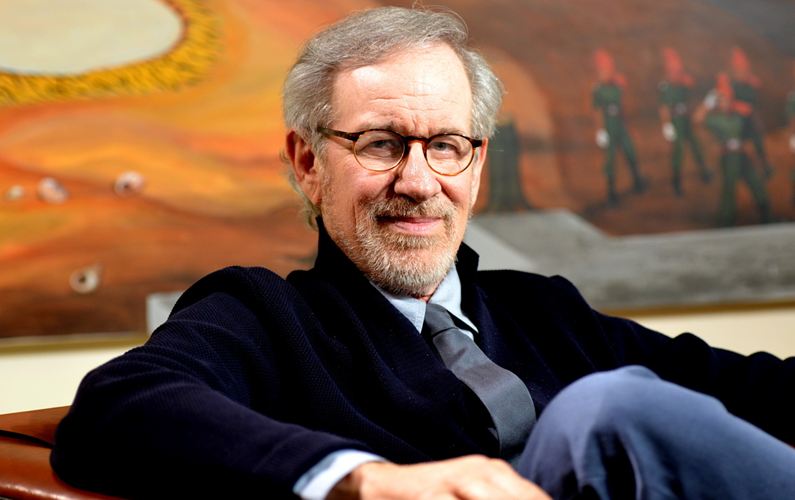 Spielberg says next Indiana Jones could be woman