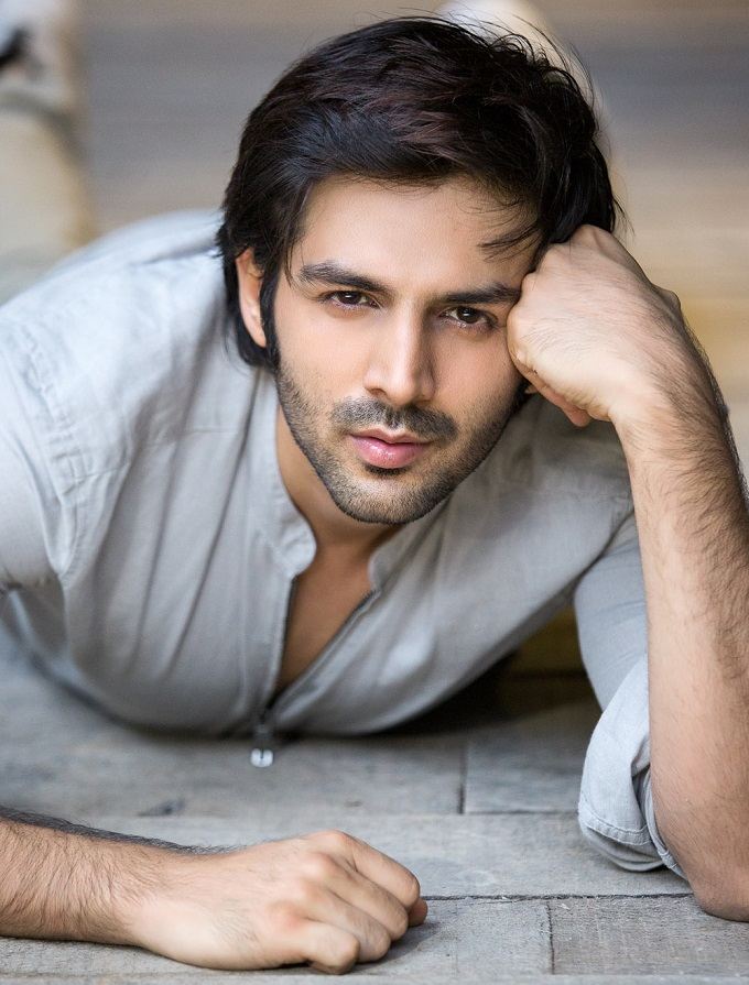 Kartik Aaryan Bollywood Actor-Movie.webindia123.com